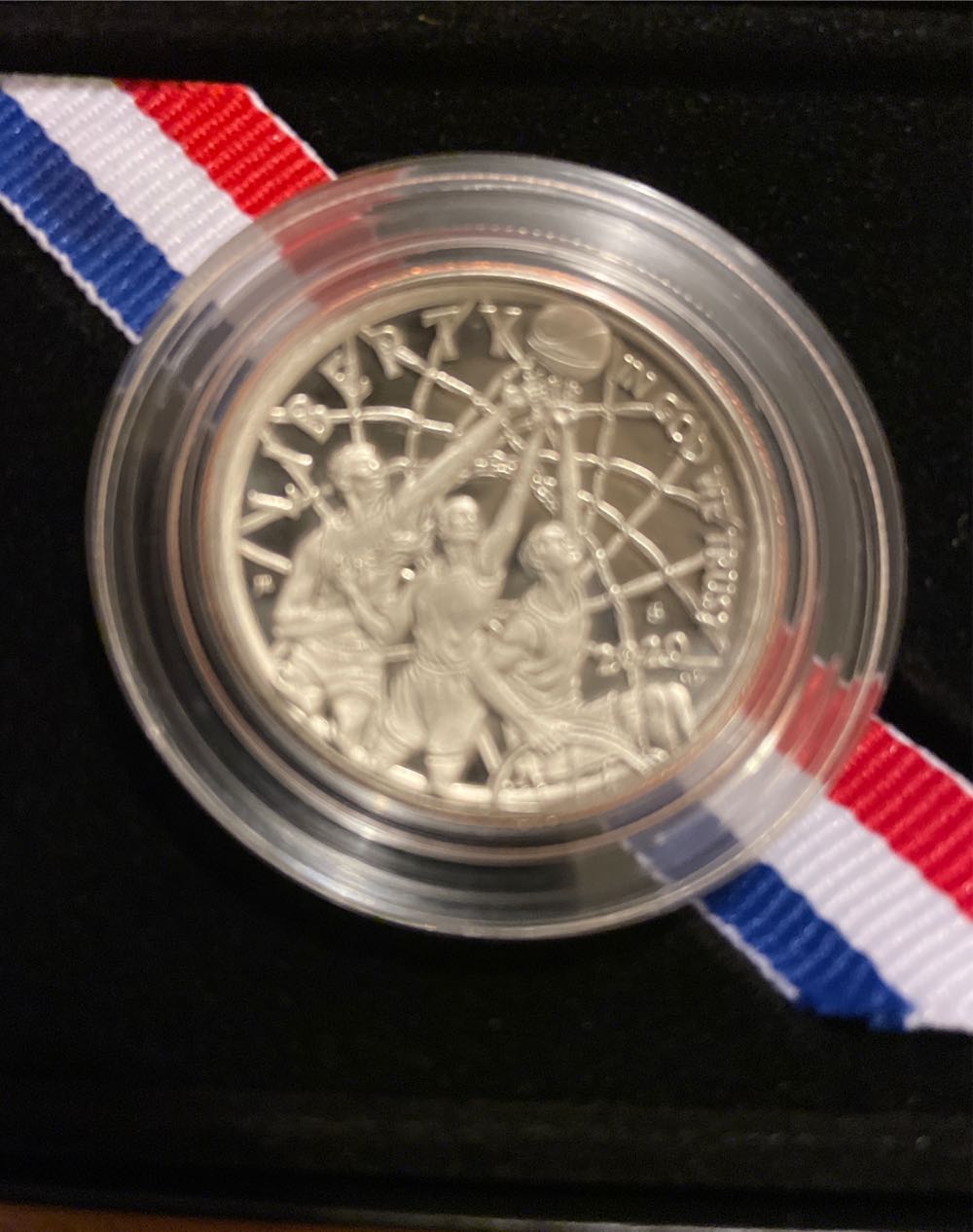 S Basketball Hall Of Fame Proof Colorized Clad 50c Half ...  coin collectible [Barcode 704786162166] - Main Image 2