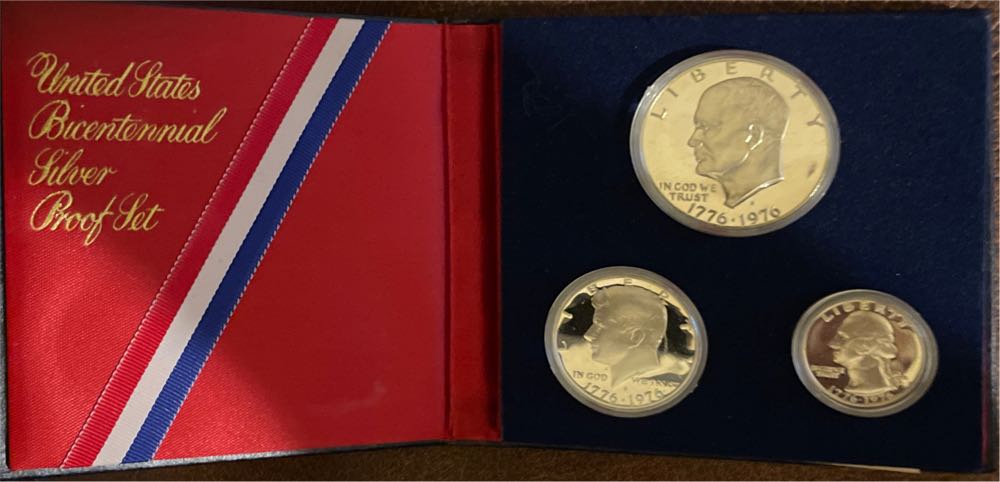 1976 US Bicentennial Silver Proof Set  coin collectible - Main Image 2