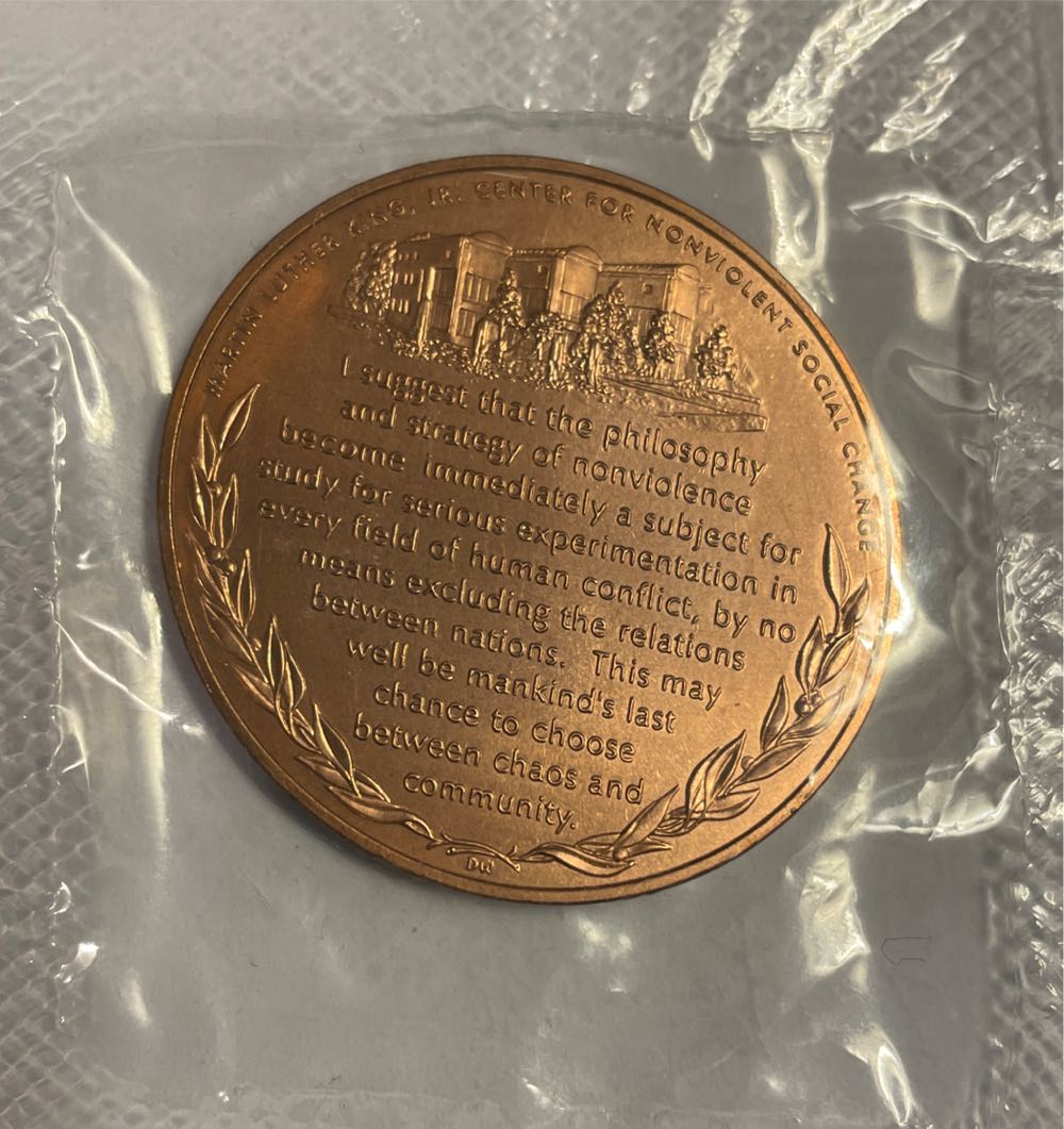 Dr. Martain L King / Coretta S King  coin collectible - Main Image 2