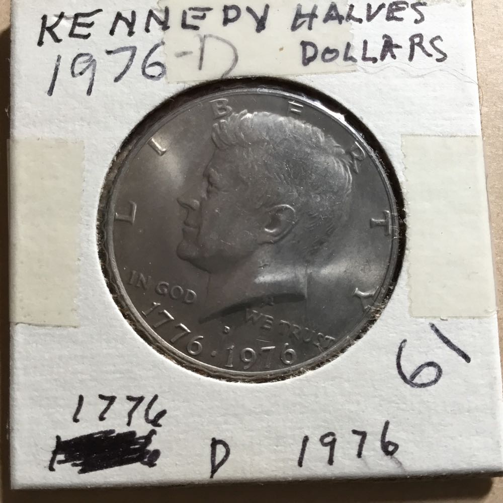 Hallmark Keepsake Ornament Crayola Crayon Bright ’n’ Sunny Teepee