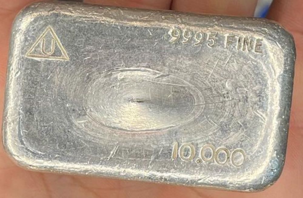 1875 Sovereign S - PCGS AU58