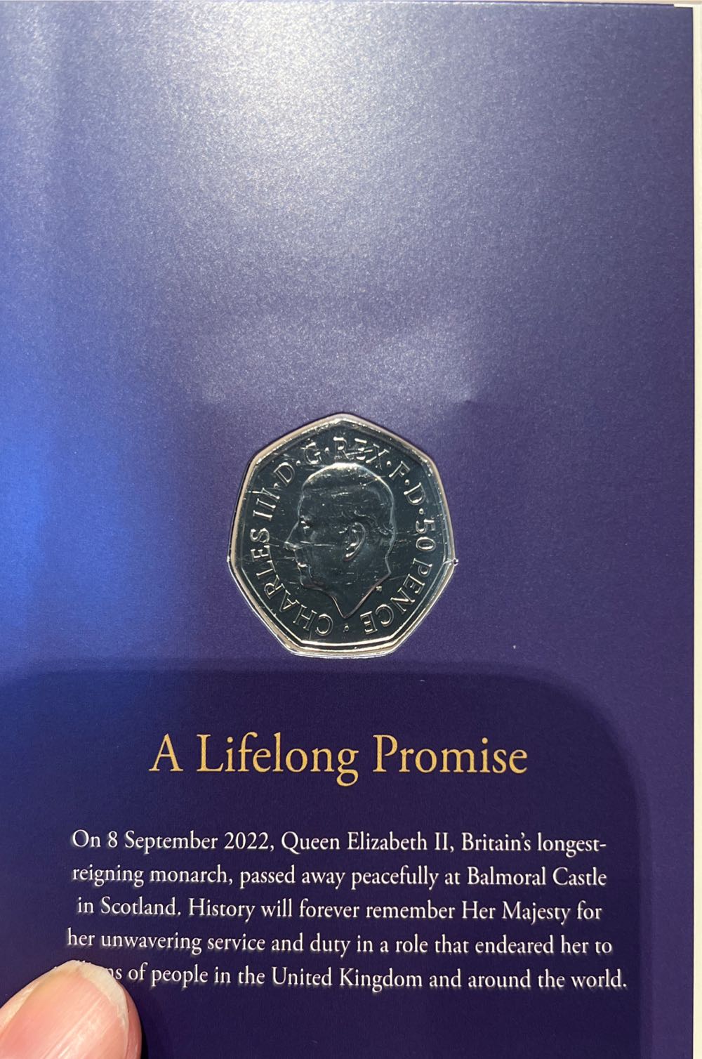 Queen Elizabeth Memorial  coin collectible [Barcode 5026177601241] - Main Image 2