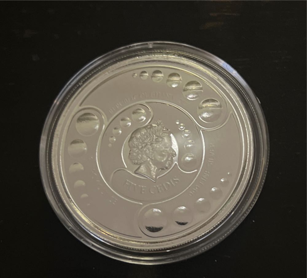 Aliens 1 Oz Silver  coin collectible - Main Image 2