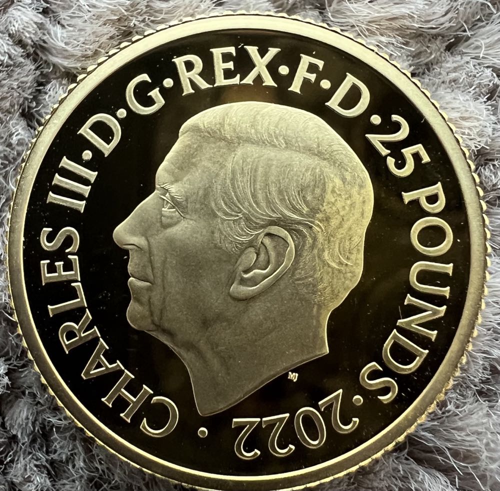 Queen Elizabeth II Memorial  coin collectible [Barcode 5026177601661] - Main Image 2