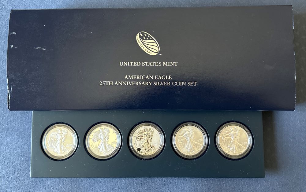 US Mint Proof Set - 1975