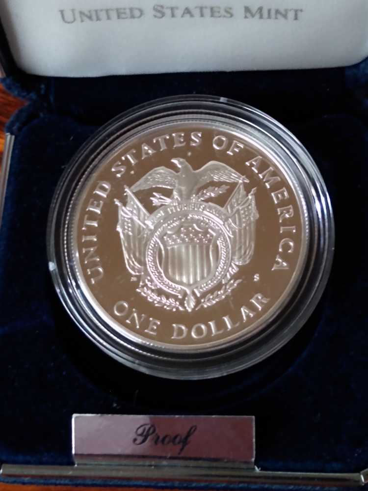 Commemorative US Capitol Bicentennial Silver Dollar 1994  coin collectible - Main Image 2