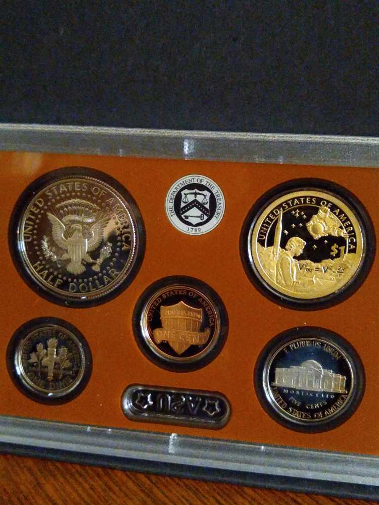 Proof 2019 S with Quarter’s, & Dollar’s   coin collectible - Main Image 3