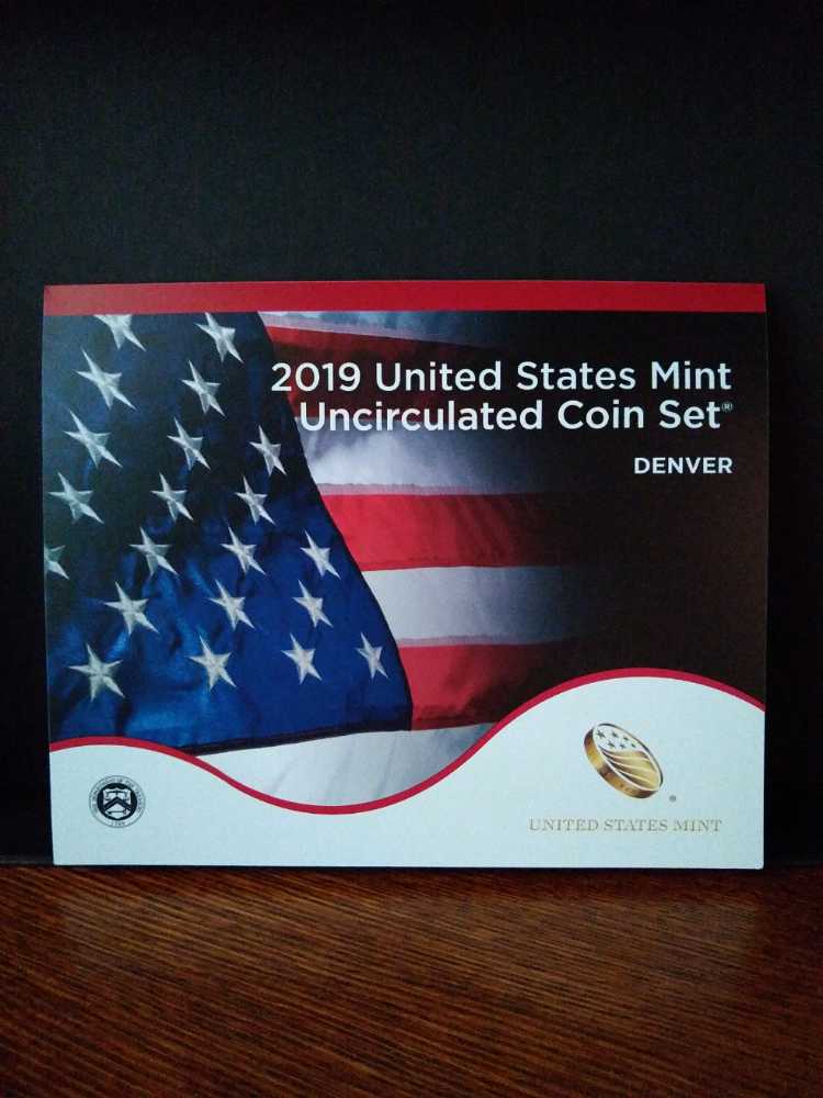 Casino Token- Treasure Bay w/ Pirate Hat