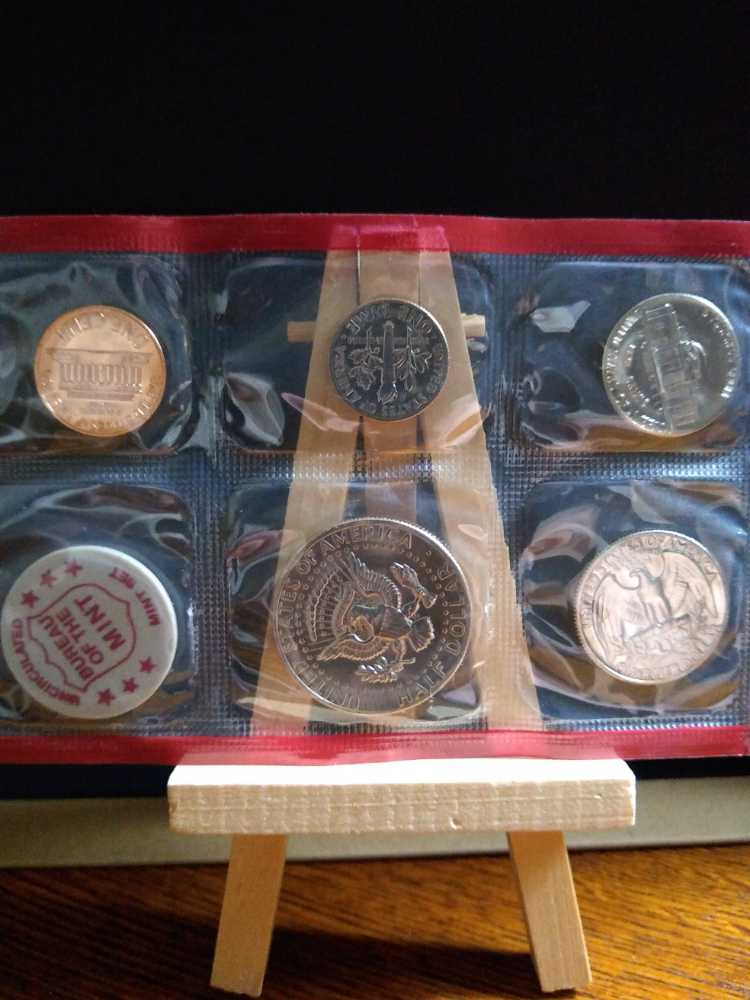 Uncirculated Denver 1972 Coins  coin collectible - Main Image 2