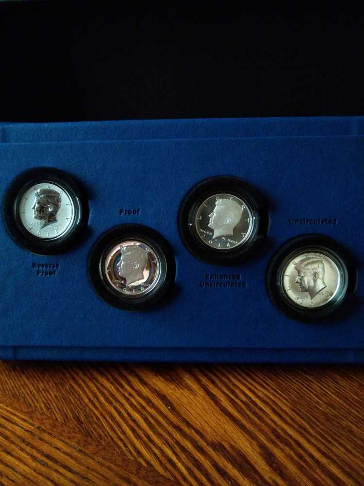 Gold 2016 Mercury Dime 