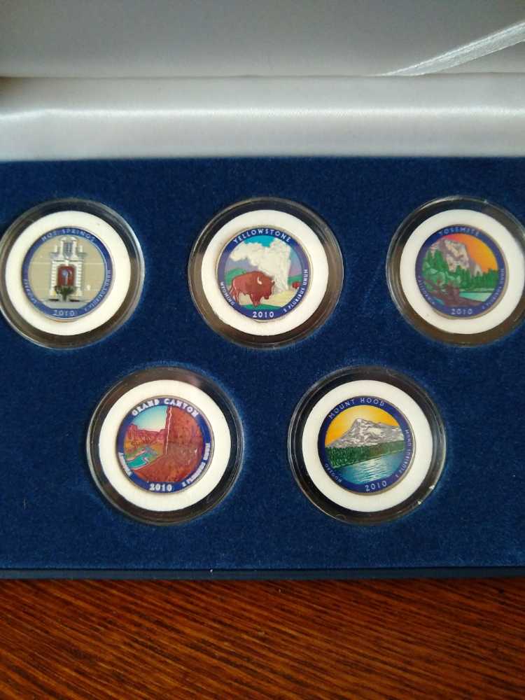 Britannia £2 Silver Bullion (2023 King Charles III) Gold Silhouette