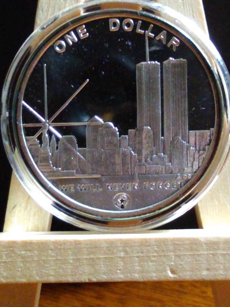 Trade Tower  coin collectible - Main Image 2