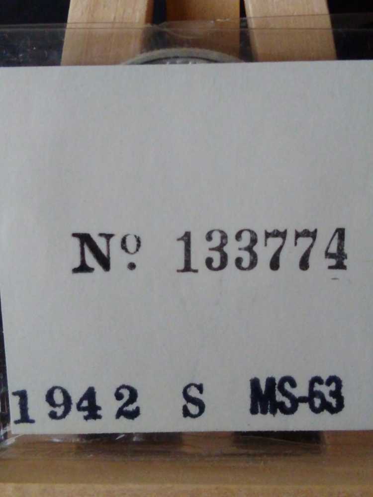 Half Dollar Walking Liberty 1942 S  coin collectible - Main Image 4