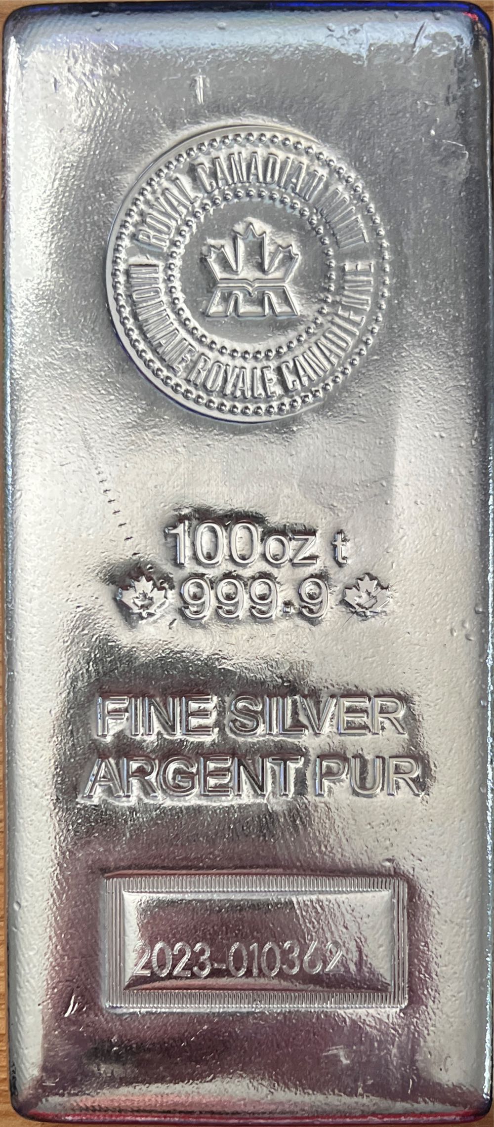 100oz Canadian Silver Bar  coin collectible - Main Image 2