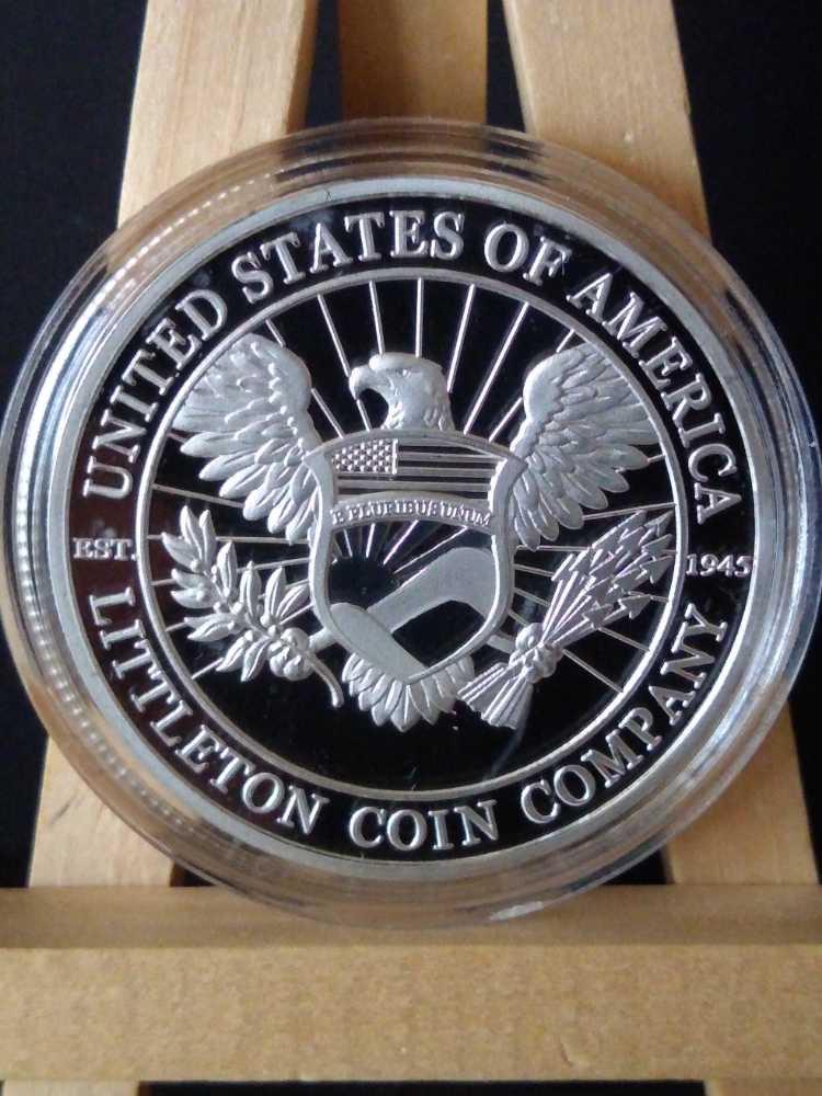 Santa   coin collectible - Main Image 2