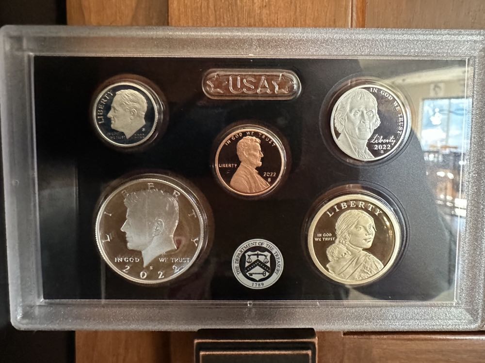 Proof Set Silver 2022 coin collectible - Main Image 1