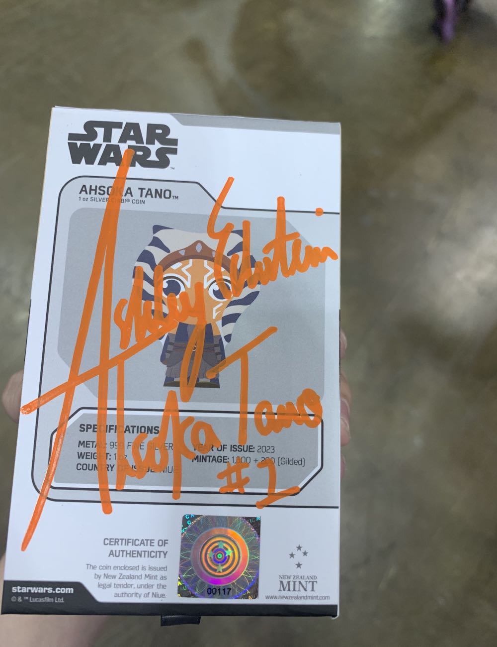 Ahsoka Chibi Coin Signed By ashley eckstein  coin collectible - Main Image 2