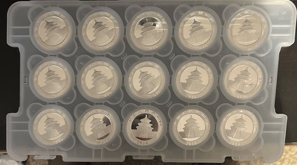 Chinese Panda - 2016 1 Oz  coin collectible - Main Image 3