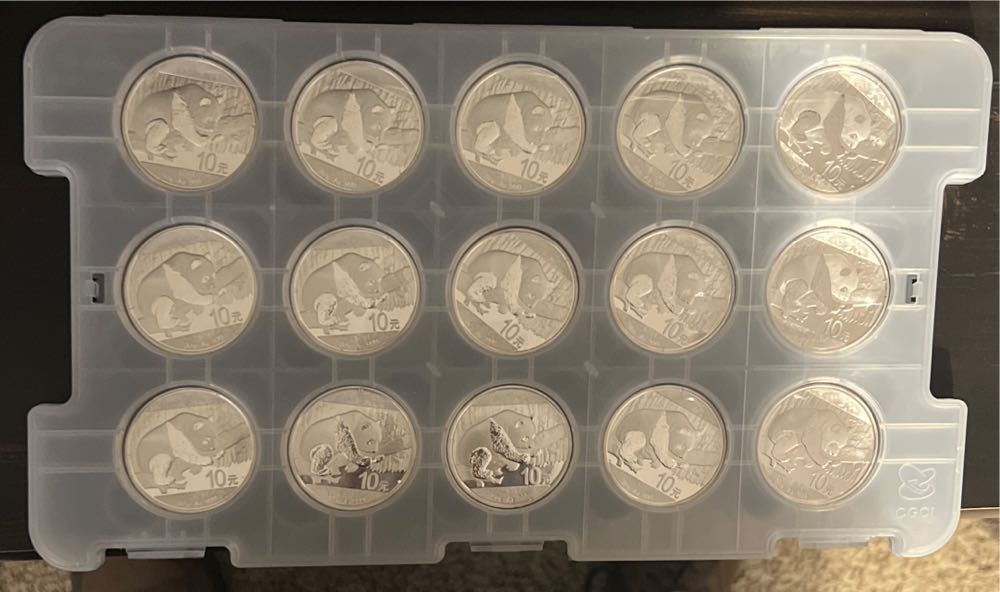 Chinese Panda - 2016 1 Oz  coin collectible - Main Image 4