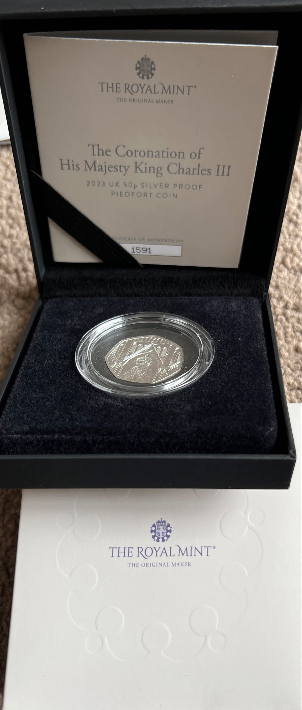 Coronation Of His Majesty King Charles III  coin collectible [Barcode 5026177618614] - Main Image 3