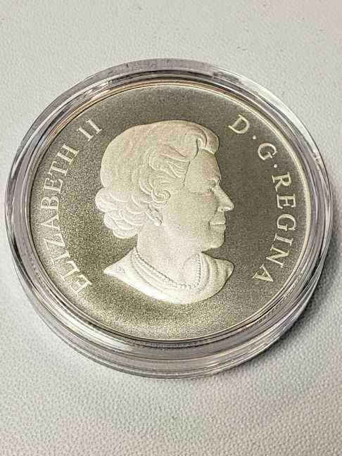 2013 Canada $100 Fine Silver Coin  coin collectible [Barcode 623932048812] - Main Image 2