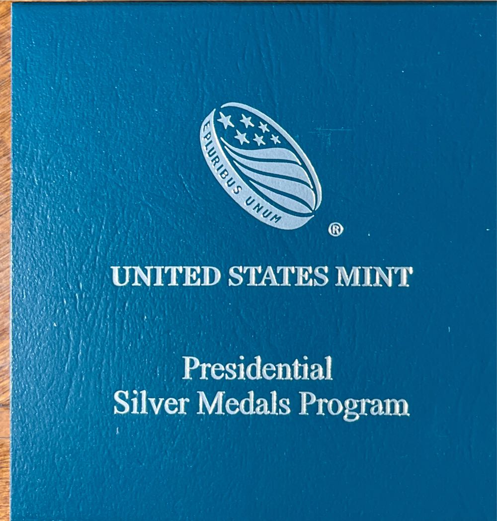 S815 Presidential Silver Medal James Buchanan  coin collectible [Barcode 704786260817] - Main Image 3