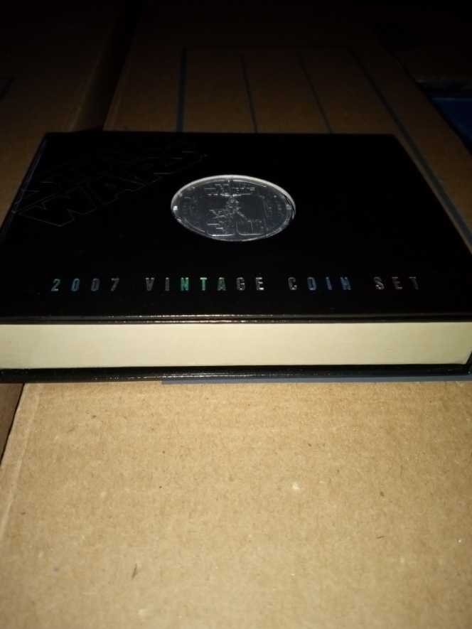 Star Wars 2007 Vintage Coin Set (Mail Away)   coin collectible - Main Image 2