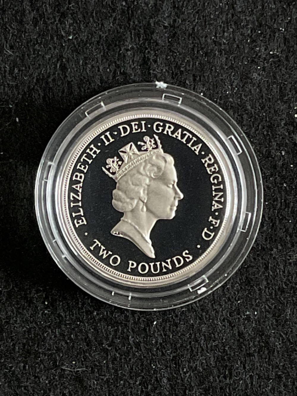 300th Anniversay Of The Bank Of England £2 Silver Proof  coin collectible - Main Image 2