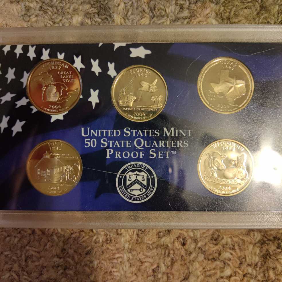 United States Mint 50 State Quarters Proof Set 2004  coin collectible - Main Image 1