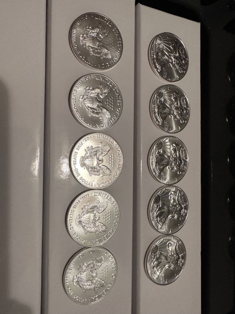 2020 1 oz American Silver Eagle Coin (BU)  coin collectible - Main Image 2