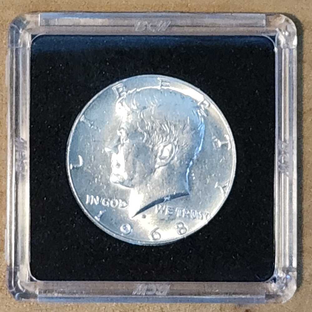 Australia 2019 $1 Seasons Change Kangaroo 1oz Fine Silver Frosted UNC Coin on Card