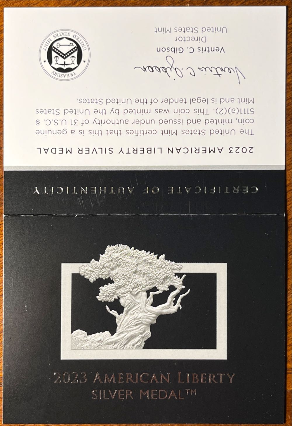 US Medal Liberty  coin collectible [Barcode 704786450904] - Main Image 3