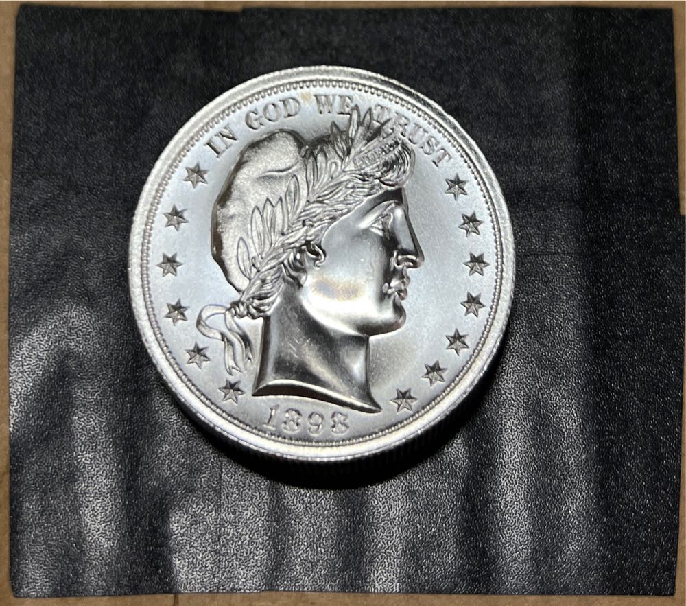 Luke Skywalker And Princess Leia Brilliant Uncirculated Coin