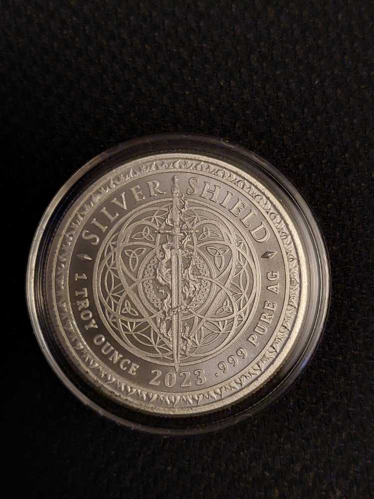 Silver Shield Freedom Girl  coin collectible - Main Image 2