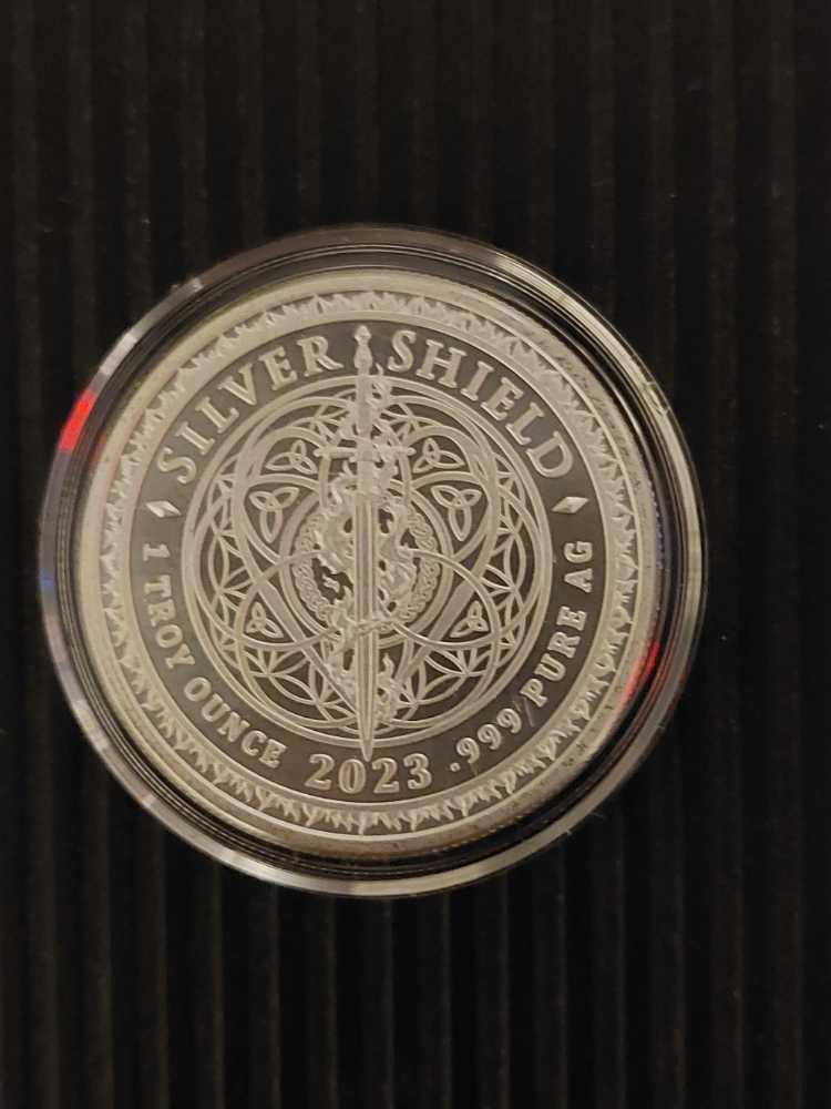 Silver Shield Trivium Girls  coin collectible - Main Image 2
