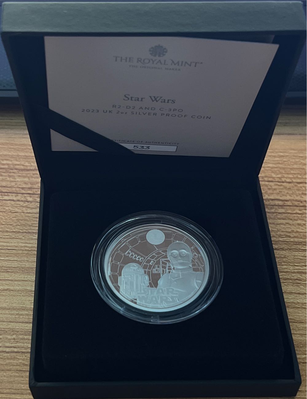 Star Wars, R2-D2 And C-3Po £5 Silver Proof Coin  coin collectible [Barcode 5026177618119] - Main Image 2