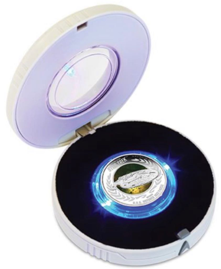 Star Trek: Voyager - U.S.S Voyager NCC-74656 2015 1oz Silver Proof Coin  coin collectible - Main Image 2