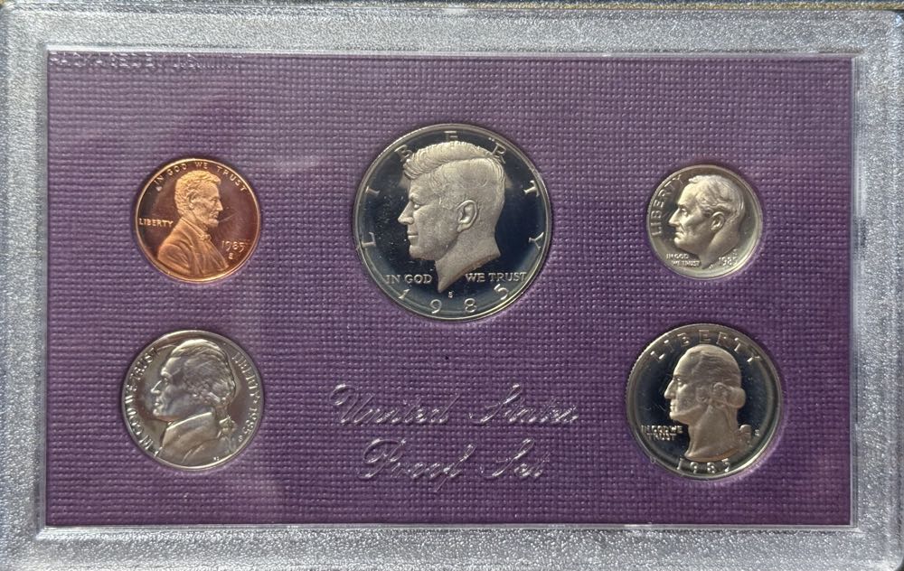 Standard 1985-S US Mint Proof Set  coin collectible - Main Image 3