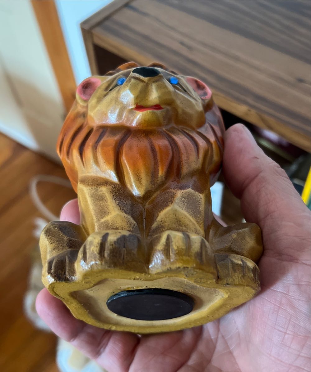 Napcoware Lion Coin Bank Blue Rhinestone Eyes Vintage Japan 5 1/2”  coin collectible - Main Image 3