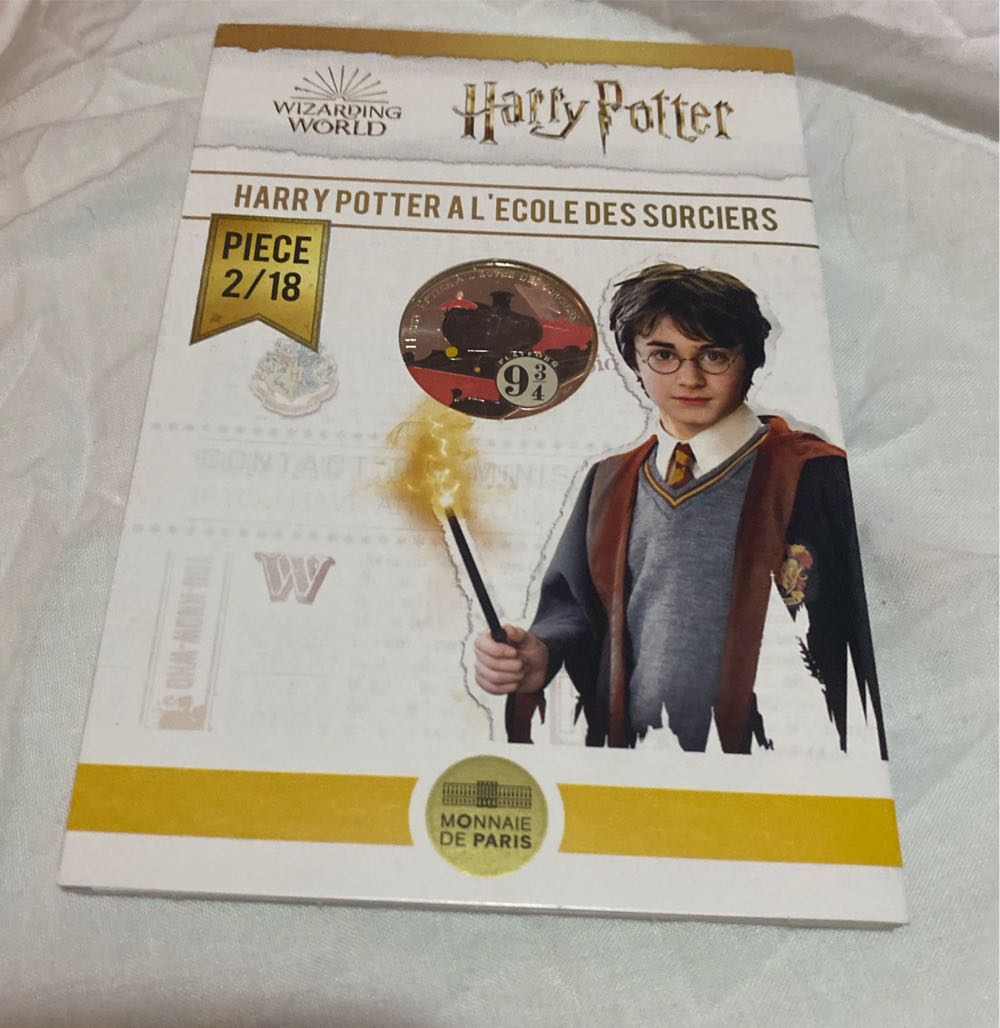 Harry Potter and the Philosopher’s Stone - Hogwarts Express  coin collectible - Main Image 3