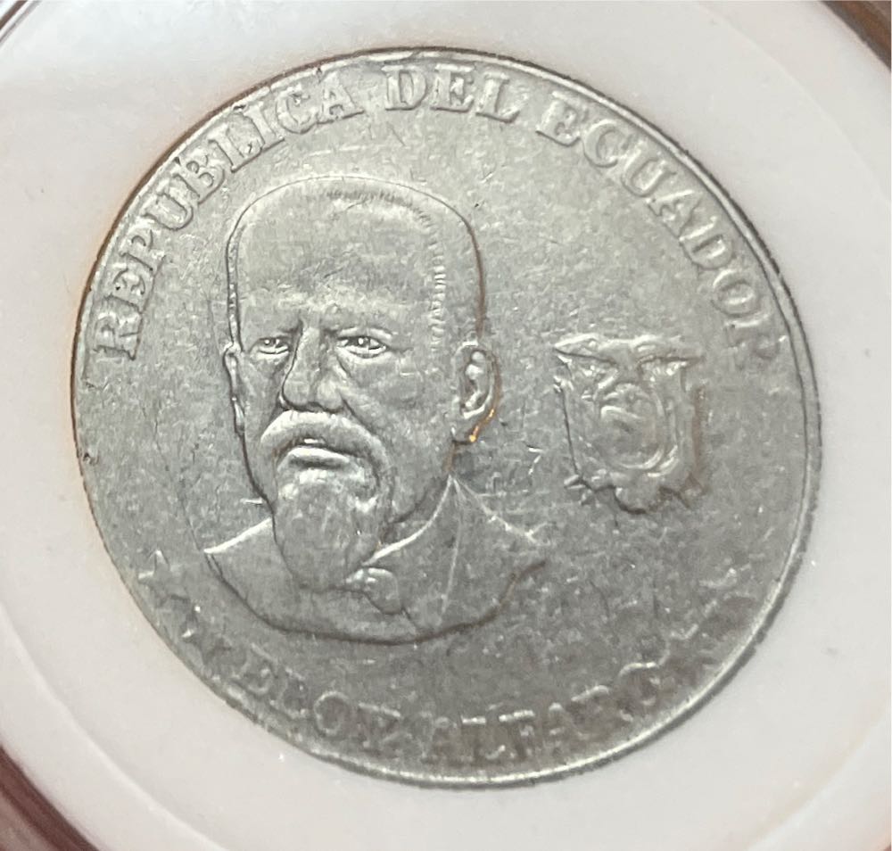 Ecuador Cincuenta Centavos  coin collectible - Main Image 4