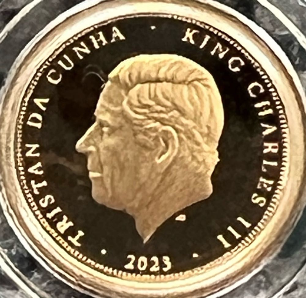 2023 Queen Elizabeth Coronation Anniversary 1/8th Sovereign  coin collectible - Main Image 2