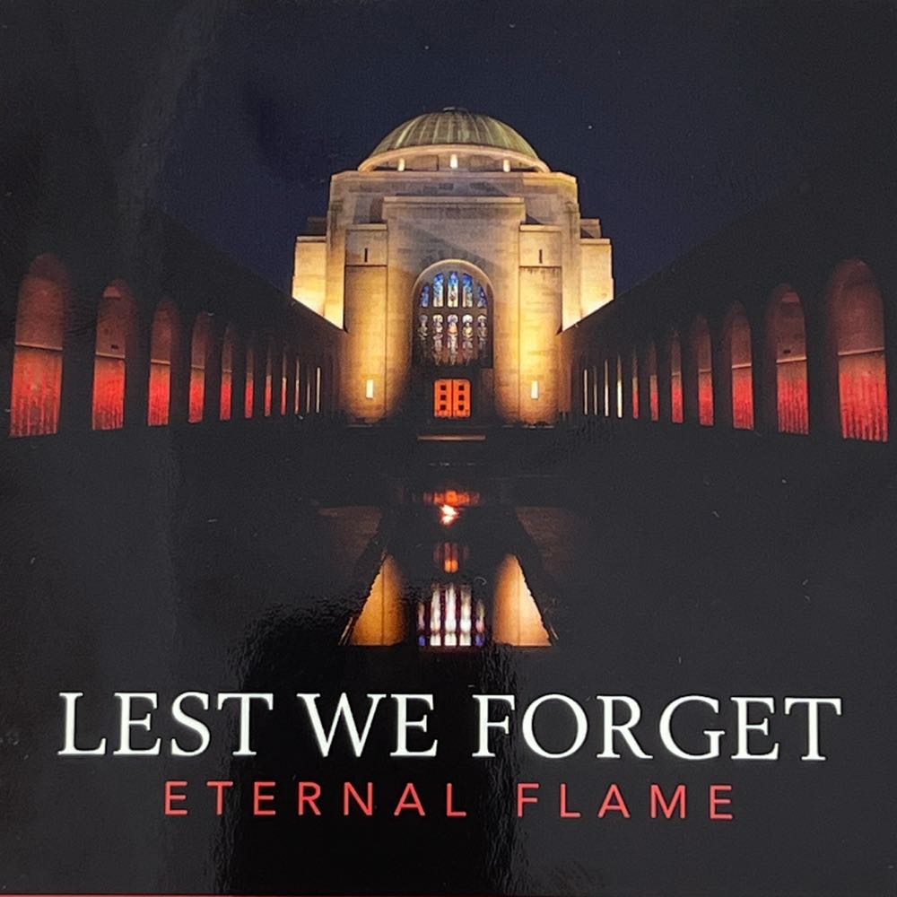Lest We Forget  coin collectible - Main Image 3