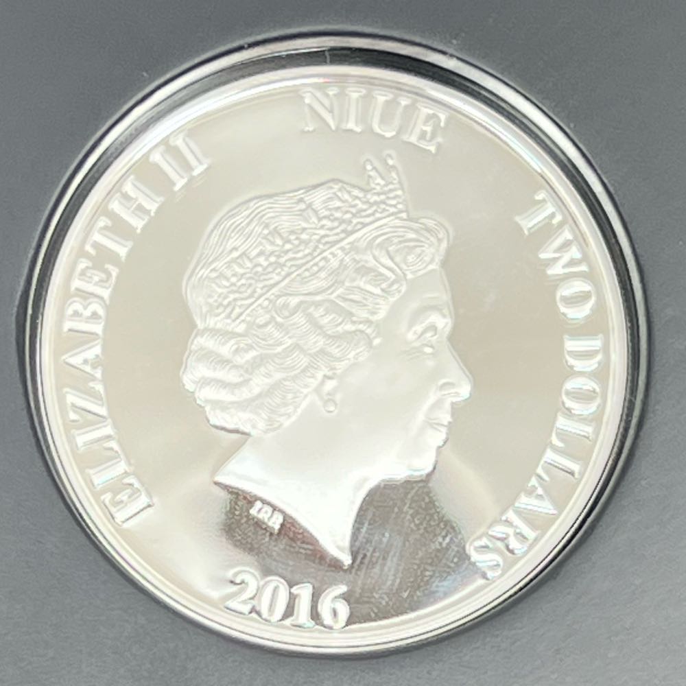 R2-D2  coin collectible - Main Image 2