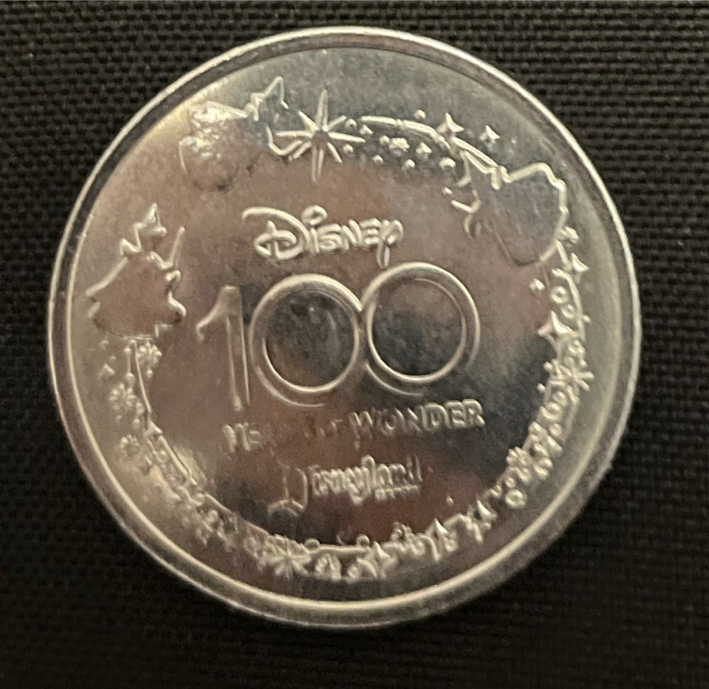 Mickey & Friends - Daisy & Donald Dancing  coin collectible - Main Image 2