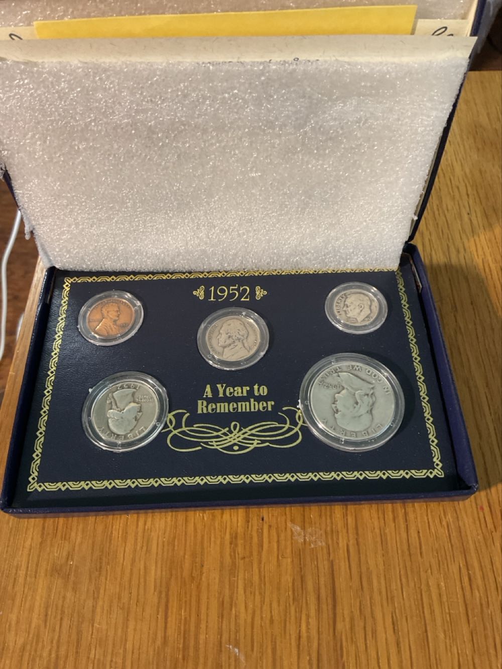 Crown 1977 | Jubilee