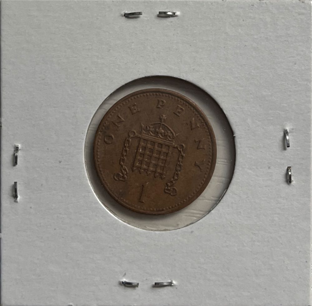British 1988 Elizabeth II 1 Penny  coin collectible - Main Image 2