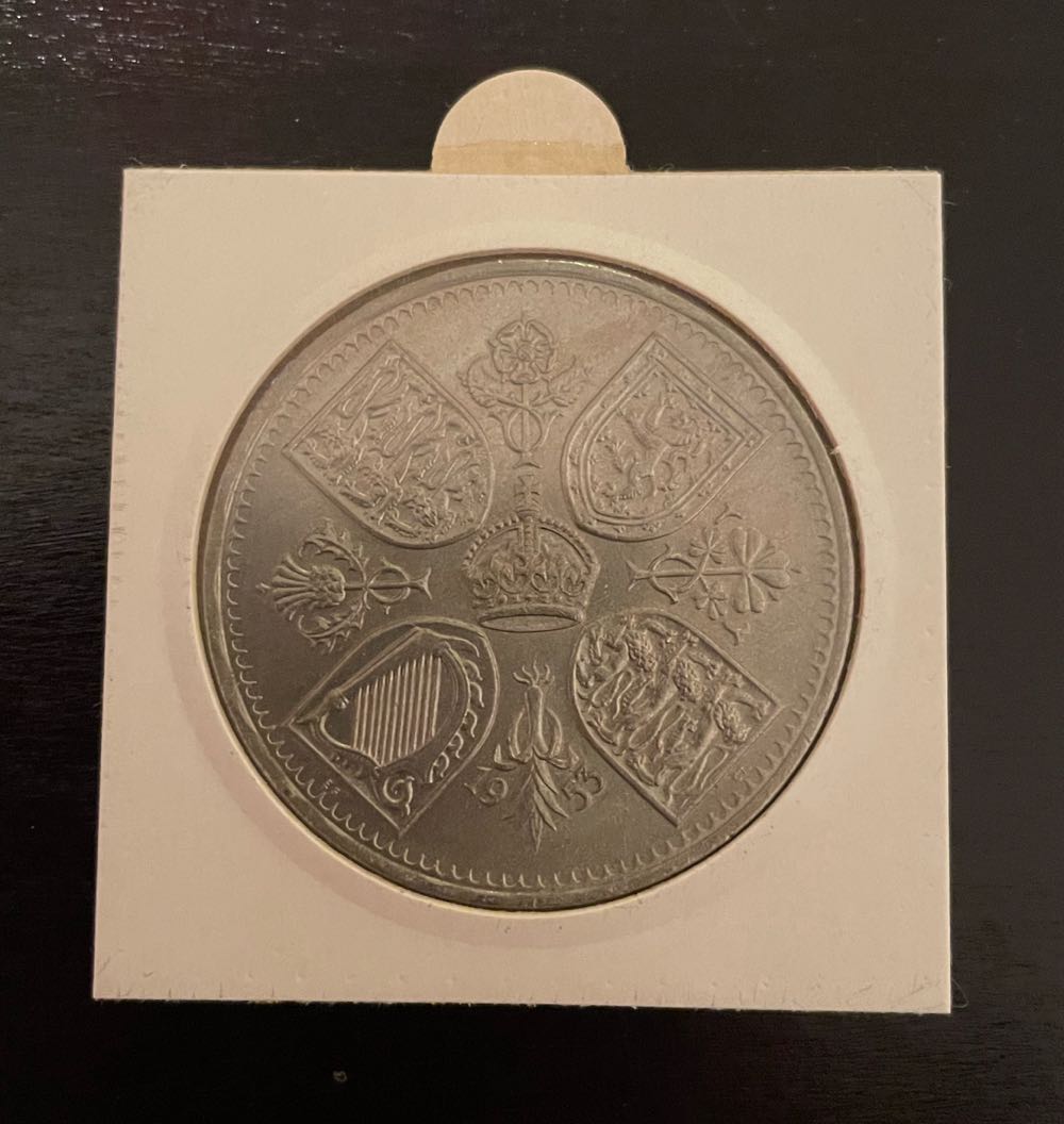 1953 Queen Elizabeth ll Coronation Crown  coin collectible - Main Image 2
