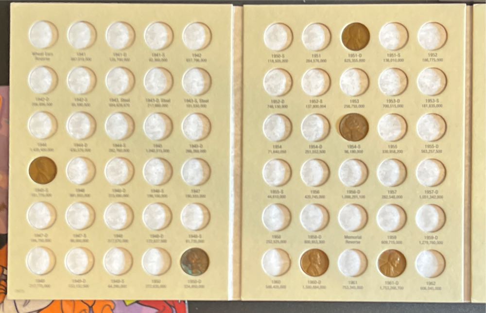 Lincoln Cents Folder 1941–1974  coin collectible [Barcode 9780937458556] - Main Image 3