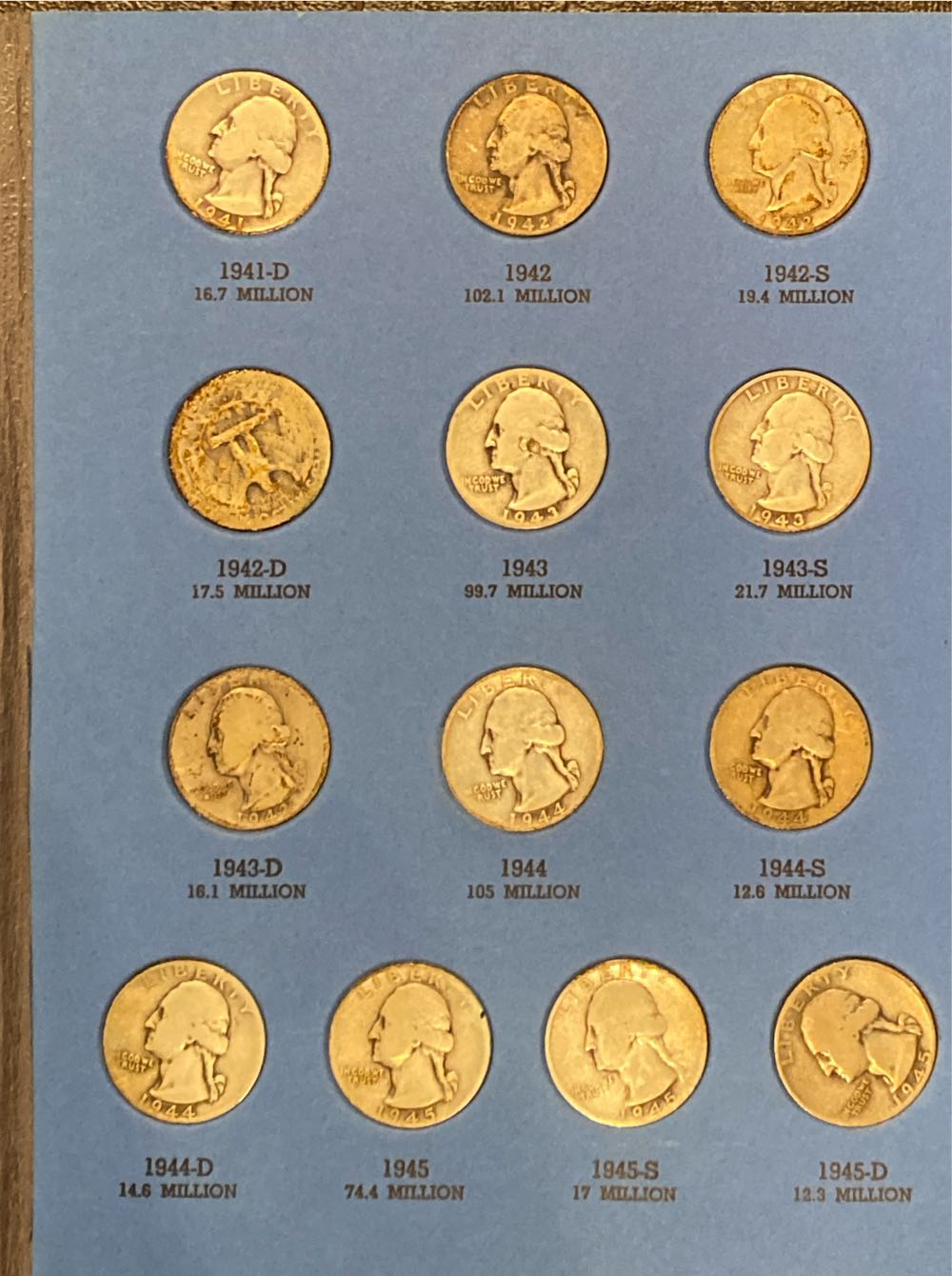 Coin Book 25 - Washington Quarters Collection 1912-1947  coin collectible - Main Image 3